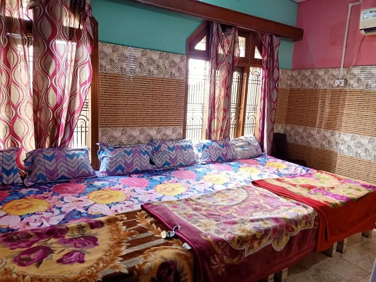 Kashi Annapurna Guest House  Varanasi